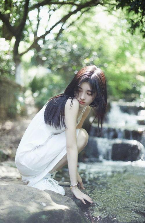 鞠婧祎身高爆料图集最新,揭秘女神真实身高之谜！”